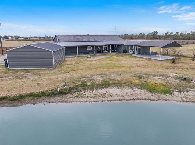 10630 Padon Road, Needville, TX 77461
