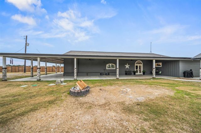 10630 Padon Road, Needville, TX 77461