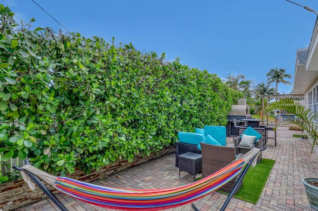 561 Anchorage Drive, North Palm Beach, FL 33408