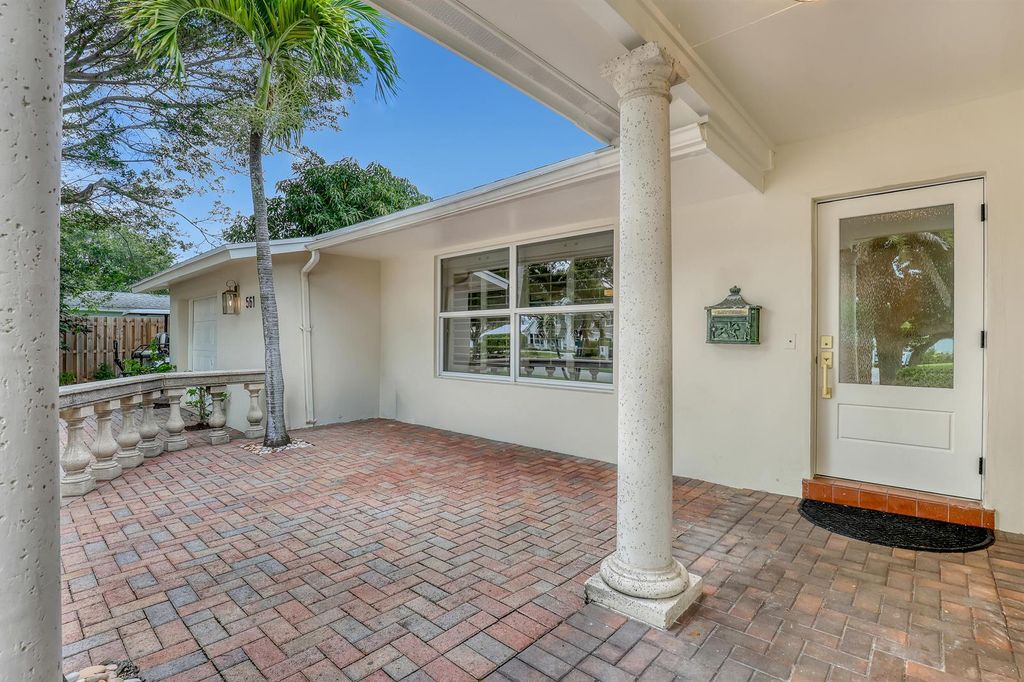 561 Anchorage Drive, North Palm Beach, FL 33408