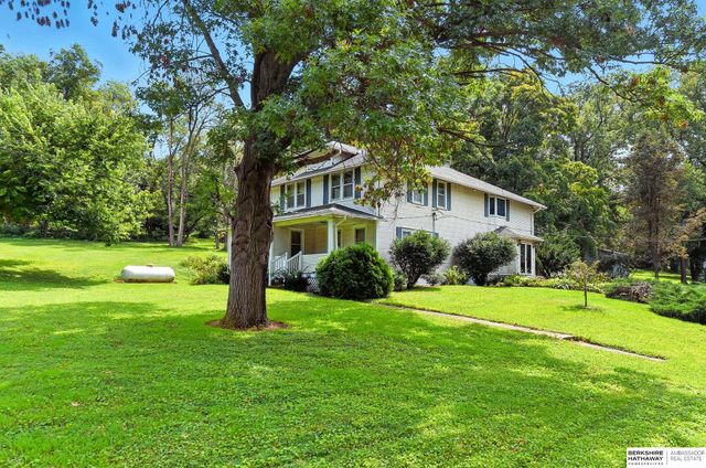 11414 N 76 Plaza, Omaha, NE 68122