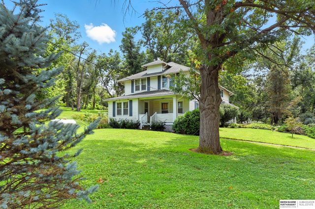 11414 N 76 Plaza, Omaha, NE 68122