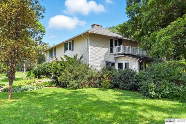 11414 N 76 Plaza, Omaha, NE 68122