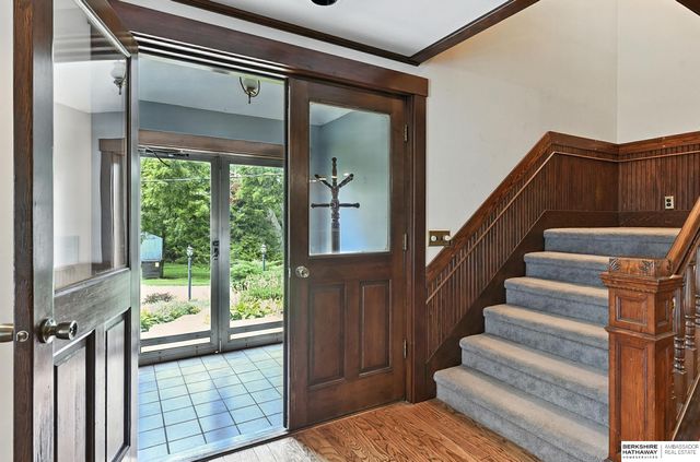 11414 N 76 Plaza, Omaha, NE 68122