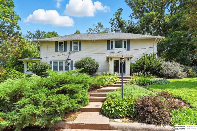 11414 N 76 Plaza, Omaha, NE 68122