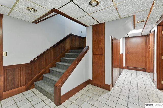 11414 N 76 Plaza, Omaha, NE 68122