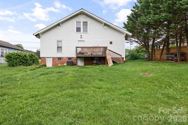 106 N Main Street, Granite Falls, NC 28630