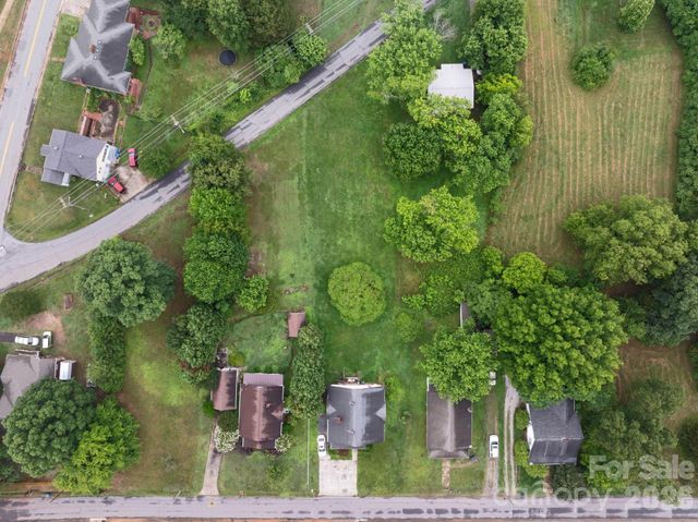106 N Main Street, Granite Falls, NC 28630
