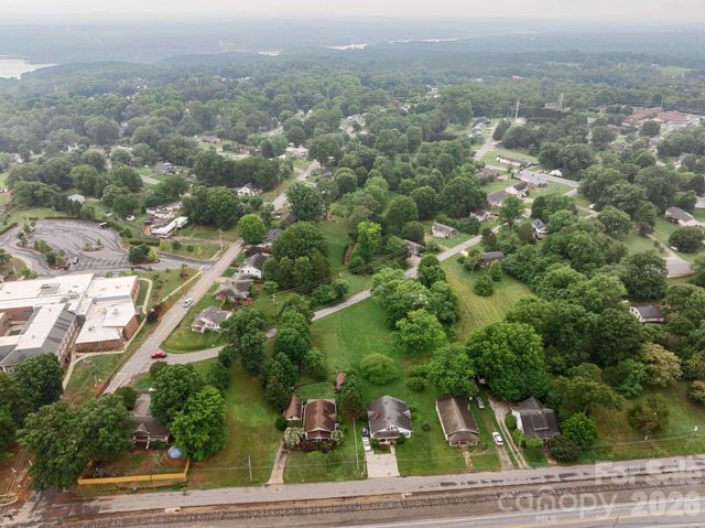 106 N Main Street, Granite Falls, NC 28630
