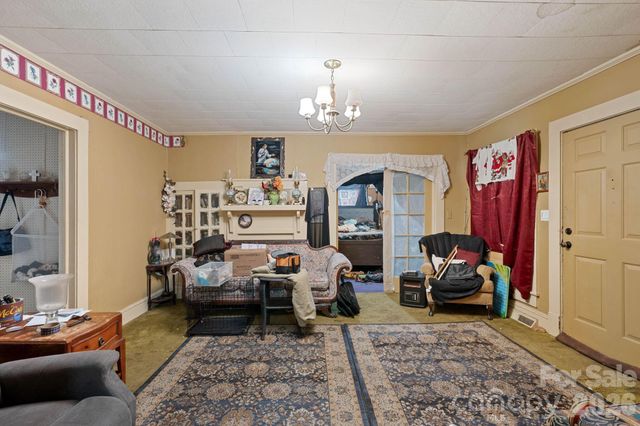 106 N Main Street, Granite Falls, NC 28630
