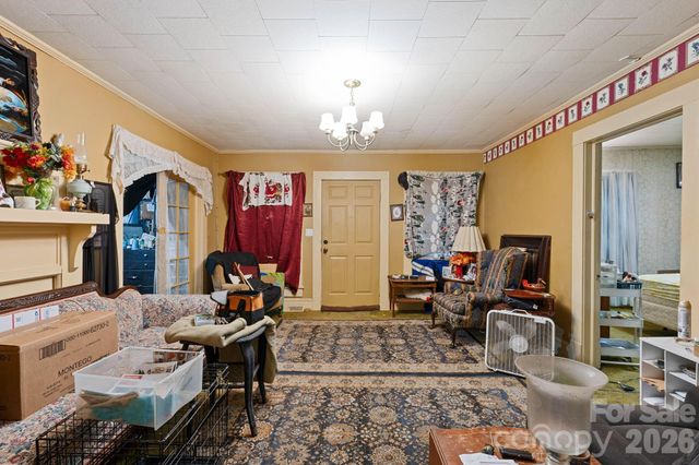 106 N Main Street, Granite Falls, NC 28630