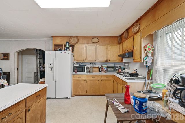 106 N Main Street, Granite Falls, NC 28630