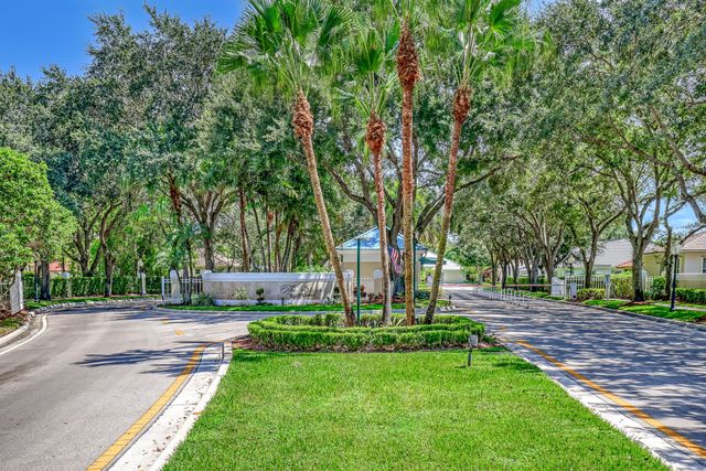 133 Black Olive Crescent, Royal Palm Beach, FL 33411