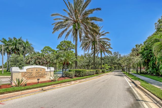 133 Black Olive Crescent, Royal Palm Beach, FL 33411