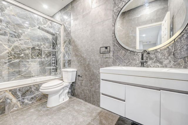 9351 Royal Way Way, Houston, TX 77083