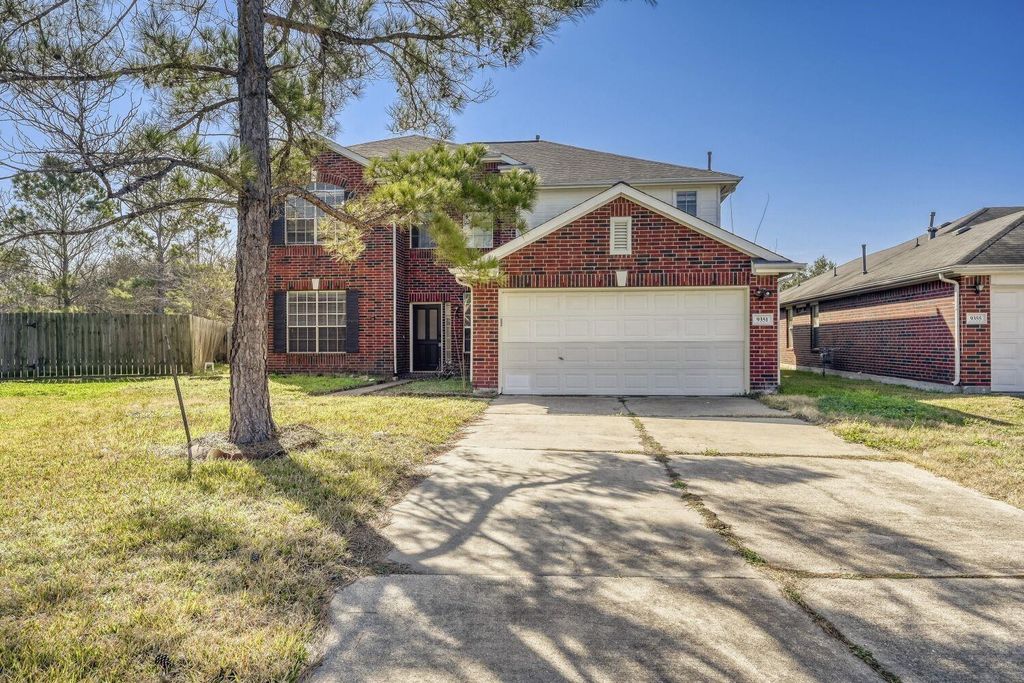9351 Royal Way Way, Houston, TX 77083