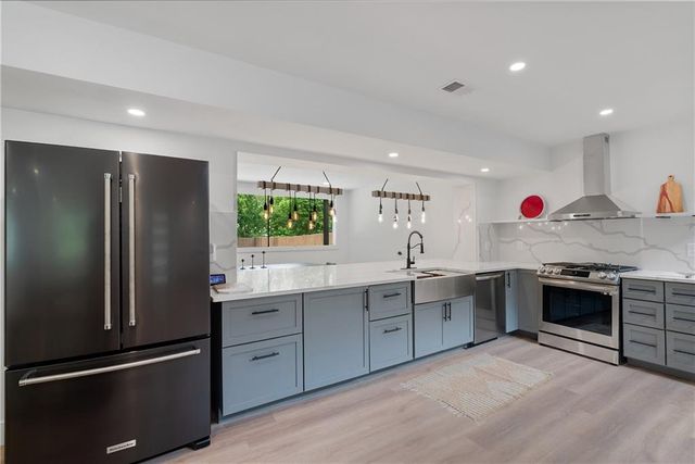 1355 Lockwood Drive SW, Atlanta, GA 30311