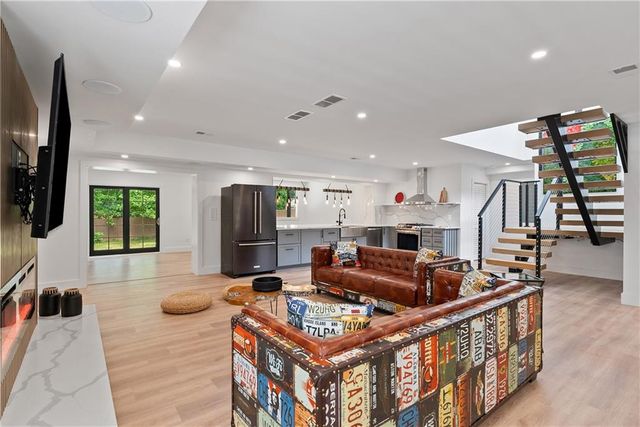 1355 Lockwood Drive SW, Atlanta, GA 30311