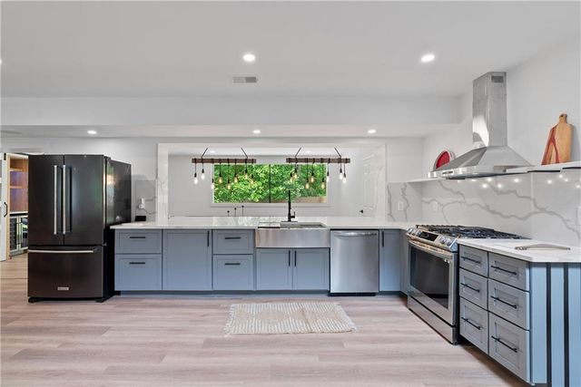 1355 Lockwood Drive SW, Atlanta, GA 30311