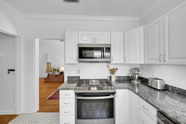 1117 S Palmway, Lake Worth Beach, FL 33460