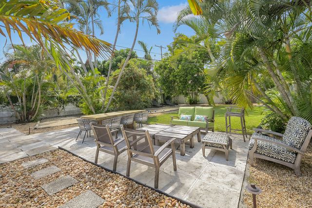 1117 S Palmway, Lake Worth Beach, FL 33460