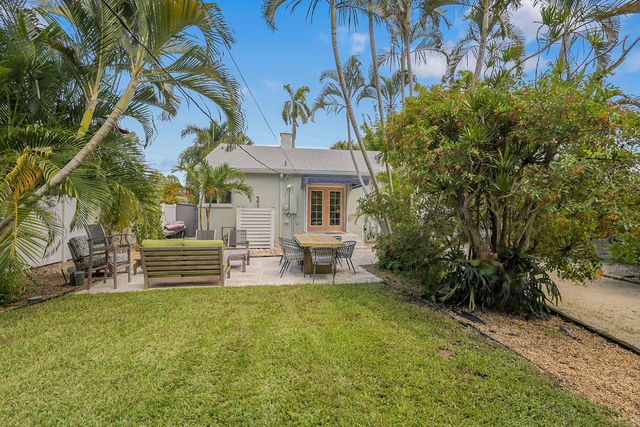 1117 S Palmway, Lake Worth Beach, FL 33460