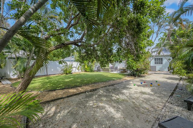 1117 S Palmway, Lake Worth Beach, FL 33460