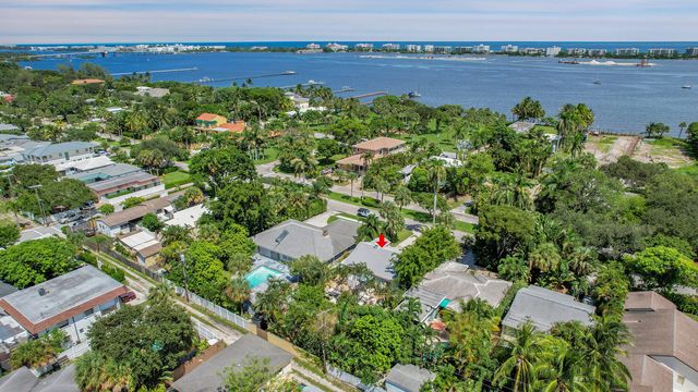 1117 S Palmway, Lake Worth Beach, FL 33460