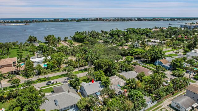 1117 S Palmway, Lake Worth Beach, FL 33460