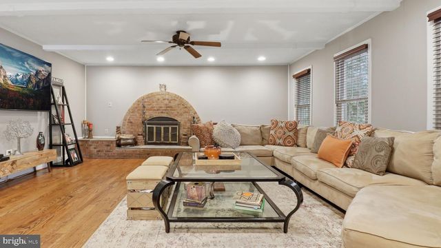 15501 PEACH LEAF LN, North Potomac, MD 20878