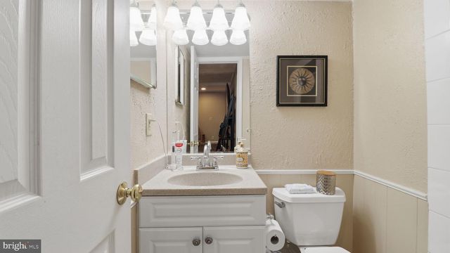 15501 PEACH LEAF LN, North Potomac, MD 20878