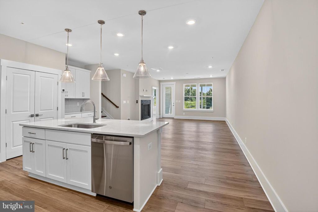 3700 ELIZABETH RIVER DR, Upper Marlboro, MD 20772