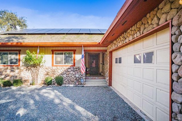 514 Country Club Ln, Napa, CA 94558