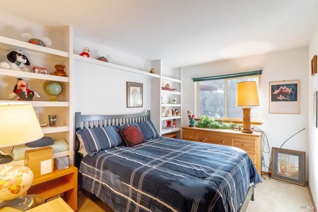 514 Country Club Ln, Napa, CA 94558