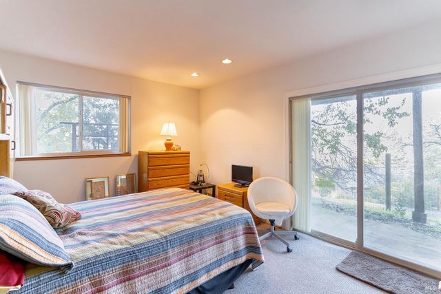 514 Country Club Ln, Napa, CA 94558