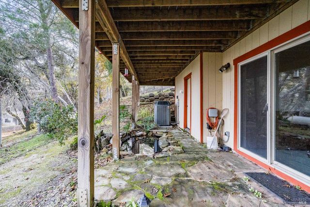 514 Country Club Ln, Napa, CA 94558