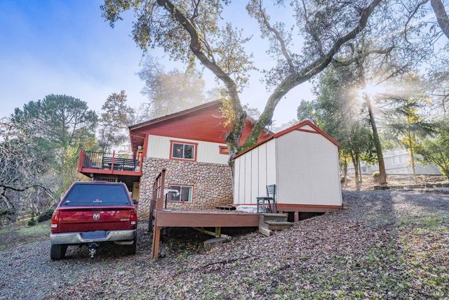 514 Country Club Ln, Napa, CA 94558