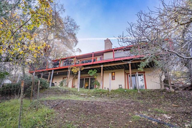 514 Country Club Ln, Napa, CA 94558