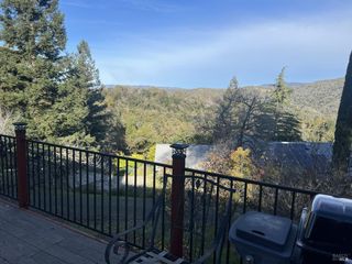 514 Country Club Ln, Napa, CA 94558