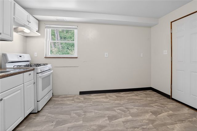 2008 Patterson Ave, Mckeesport, PA 15132