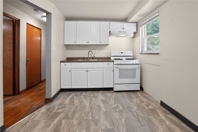 2008 Patterson Ave, Mckeesport, PA 15132