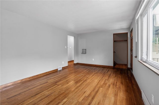 2008 Patterson Ave, Mckeesport, PA 15132