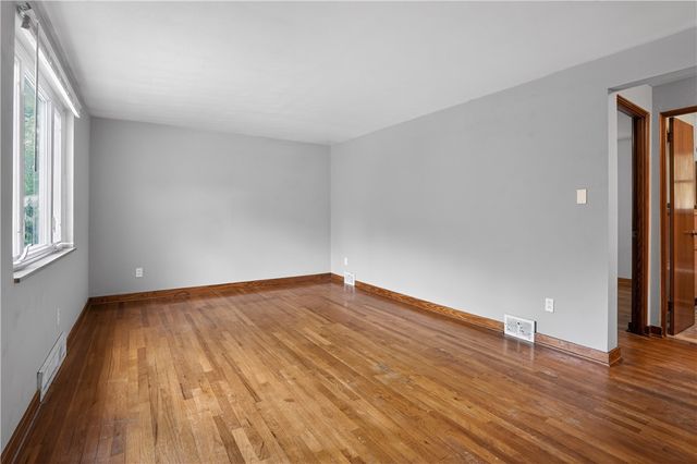 2008 Patterson Ave, Mckeesport, PA 15132