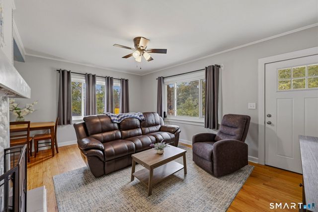 7 Rock Ridge Road, Waterford, CT 06385