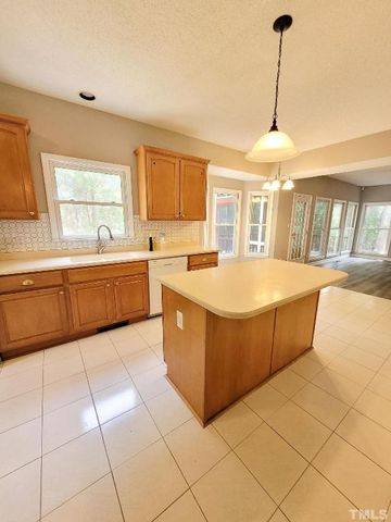 2205 Dungiven Court, Garner, NC 27529