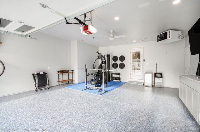 37762 Huron Pointe Drive, Harrison Charter Township, MI 48045