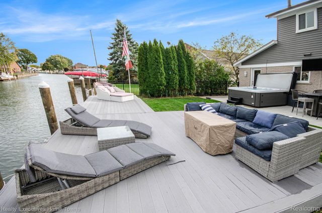 37762 Huron Pointe Drive, Harrison Charter Township, MI 48045