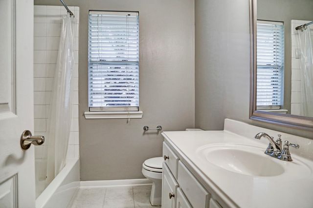 1925 Florida Drive, Seabrook, TX 77586