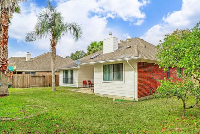 1925 Florida Drive, Seabrook, TX 77586