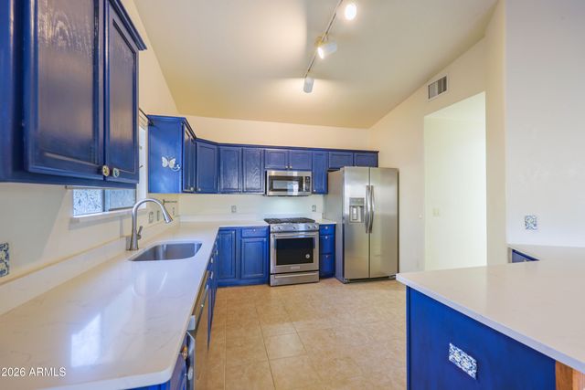 3864 CABO COPE Drive, Sierra Vista, AZ 85650